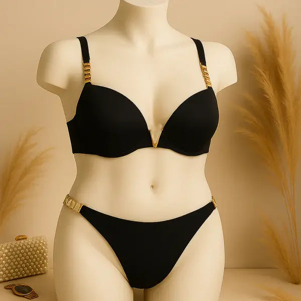 High Quality New Style Chain Straps Front Metal V buckel Bra & Panty Set
