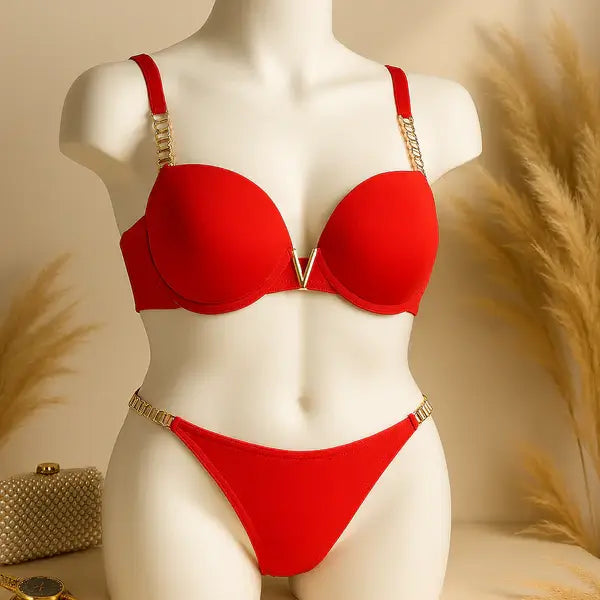 High Quality New Style Chain Straps Front Metal V buckel Bra & Panty Set
