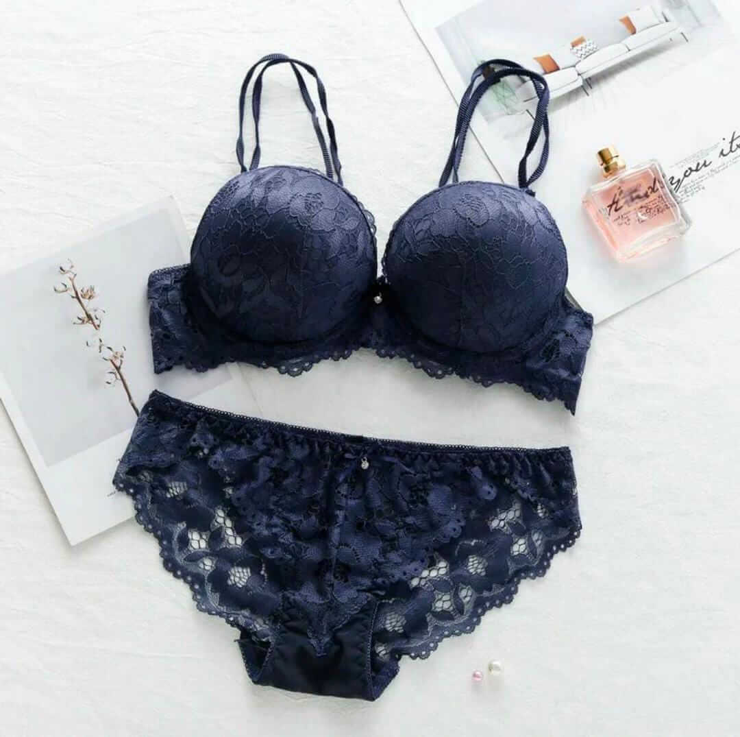 Elegant Lace Bra & Panty Set – Push Up & Double Padded Comfort with Floral