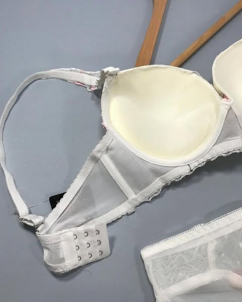 Cute Lace Flower Push-Up Bridal Set