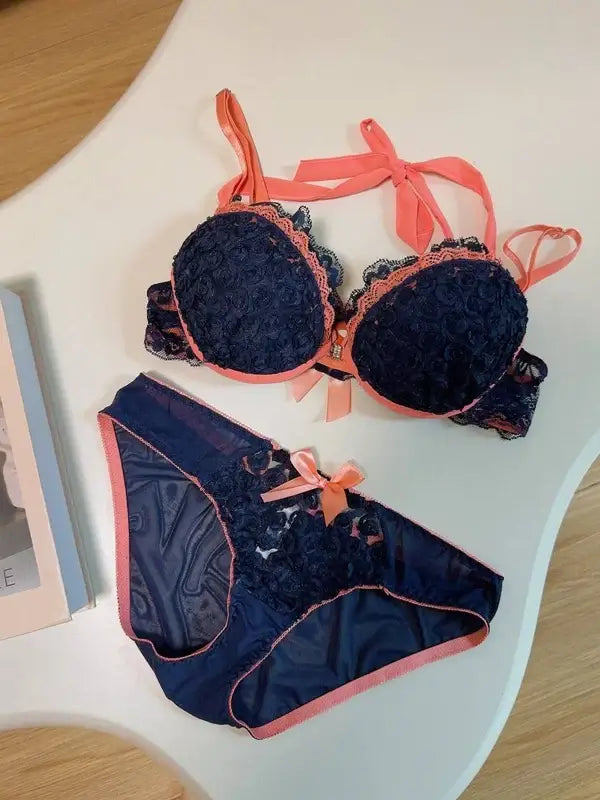 New High-Quality Front Open 2 In 1 Shoulder Straps Wired Push Up Bra And Panty Set